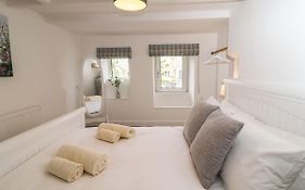 Hideaway Cottage